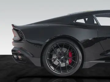 ASTON MARTIN Vanquish   Full Satin Carbon