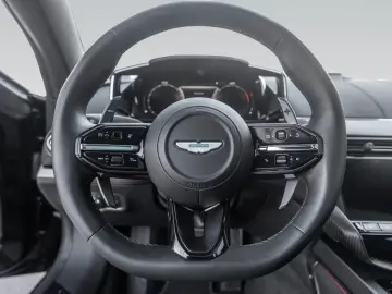 ASTON MARTIN Vanquish   Full Satin Carbon