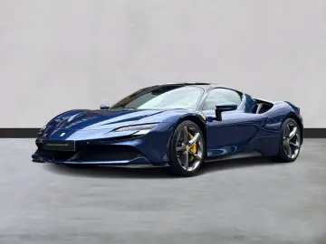 FERRARI SF90 Stradale