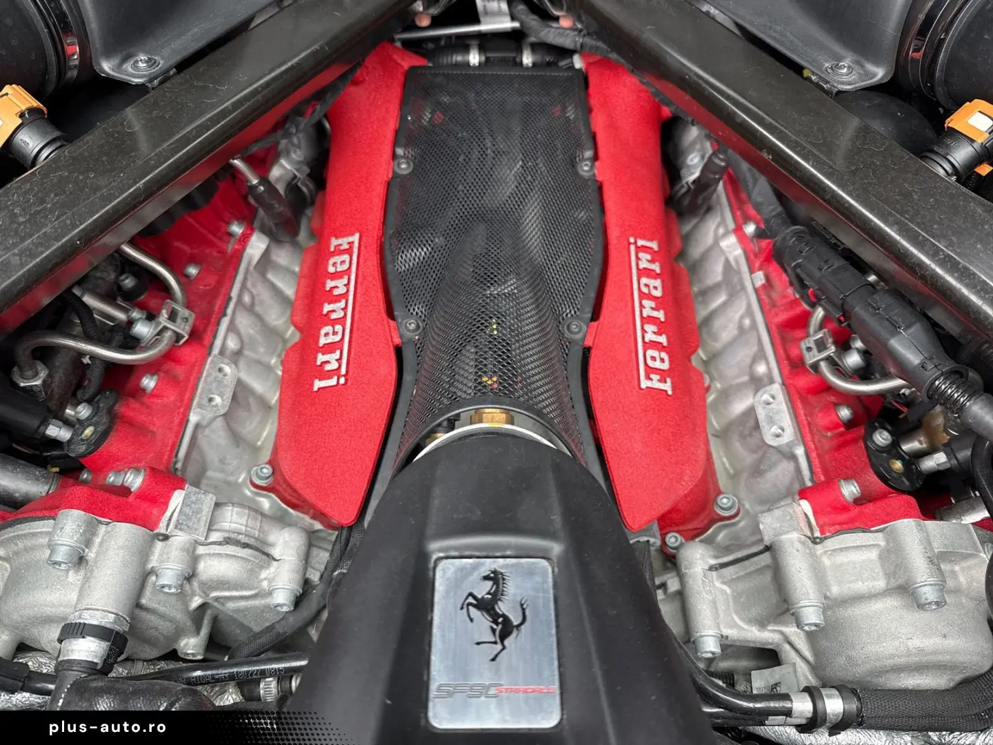 FERRARI SF90 Stradale