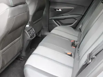 PEUGEOT 3008 136 MHEV Allure Pack  eDCS6  NAVI KAMERA