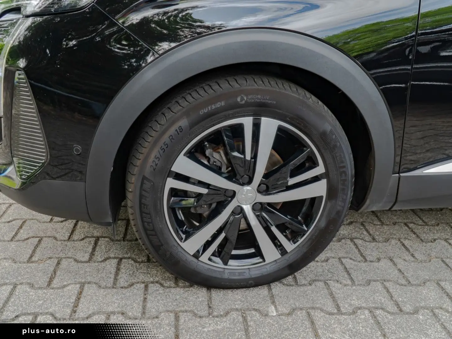 PEUGEOT 3008 1.2 GT SHZ KAMERA NAVI W-LAN ACC FACEL. LED