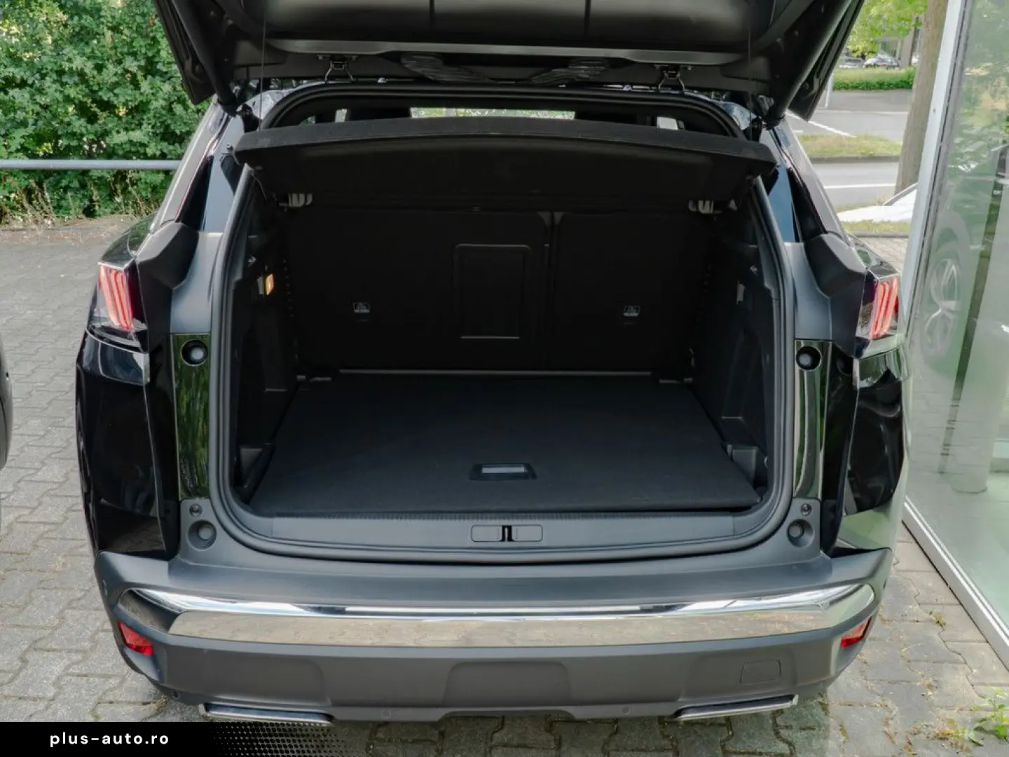 PEUGEOT 3008 1.2 GT SHZ KAMERA NAVI W-LAN ACC FACEL. LED