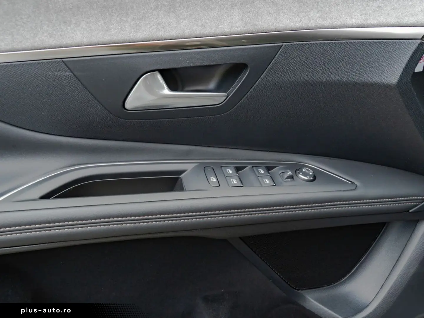 PEUGEOT 3008 1.2 GT SHZ KAMERA NAVI W-LAN ACC FACEL. LED