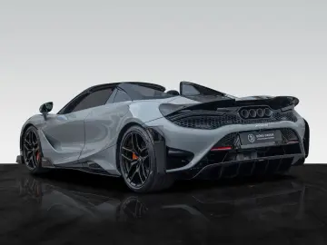 MCLAREN 765LT Spider   MSO Dove Grey   Carbon Exterior