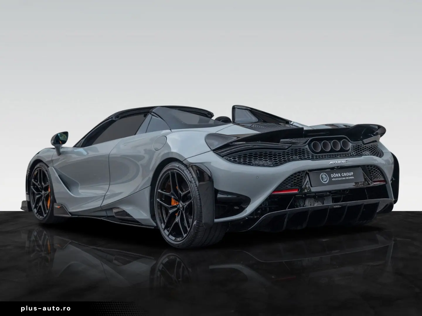 MCLAREN 765LT Spider   MSO Dove Grey   Carbon Exterior