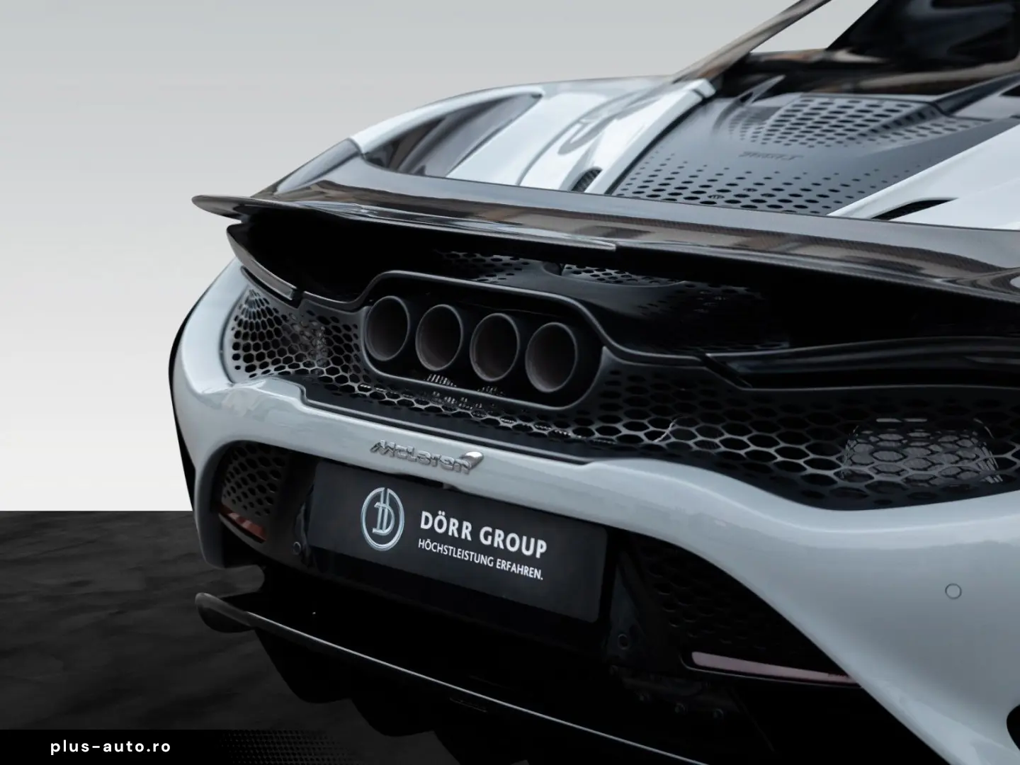 MCLAREN 765LT Spider   MSO Dove Grey   Carbon Exterior