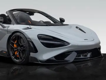 MCLAREN 765LT Spider   MSO Dove Grey   Carbon Exterior
