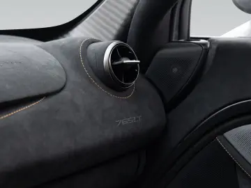 MCLAREN 765LT Spider   MSO Dove Grey   Carbon Exterior