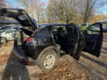 PEUGEOT 3008 Active Business Automatik Top Zustand