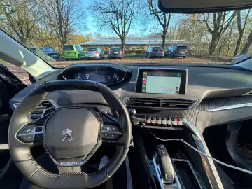 PEUGEOT 3008 Active Business Automatik Top Zustand