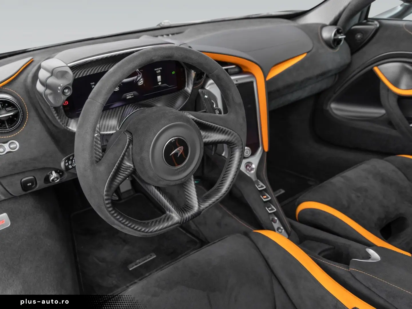 MCLAREN 750S Coupé    Carbon Exterior & Interior   Lift
