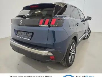 PEUGEOT 3008 1.2 Puretech Allure Aut. LED I-Cockpit Nav