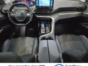 PEUGEOT 3008 1.2 Puretech Allure Aut. LED I-Cockpit Nav