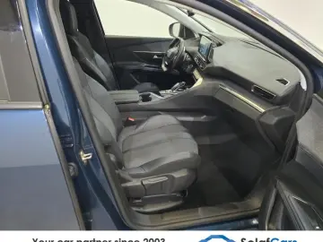 PEUGEOT 3008 1.2 Puretech Allure Aut. LED I-Cockpit Nav