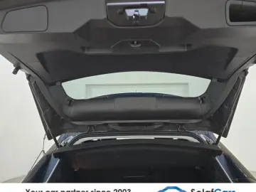 PEUGEOT 3008 1.2 Puretech Allure Aut. LED I-Cockpit Nav