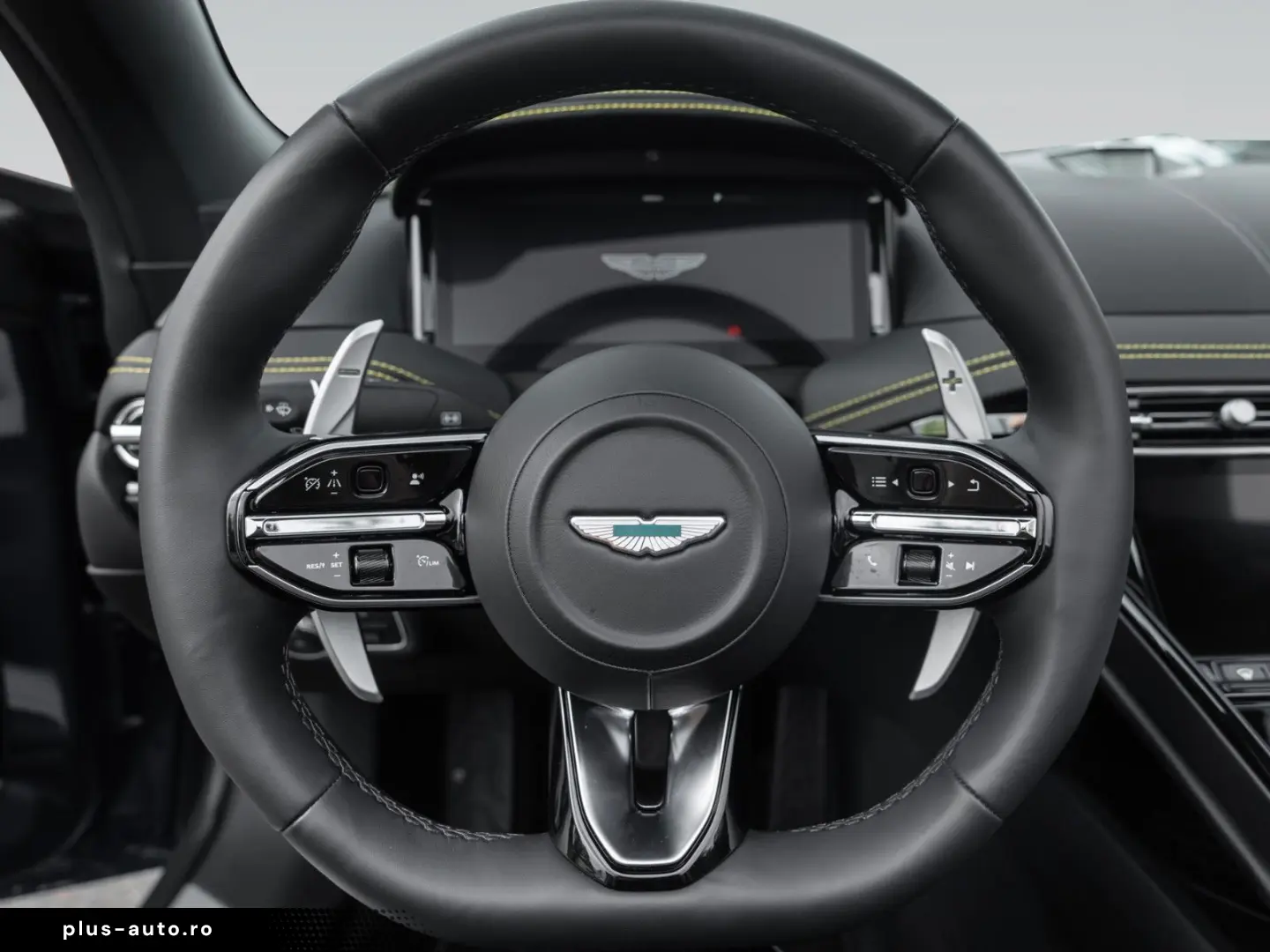 ASTON MARTIN DB12 Volante   Q-SeychellesBlue