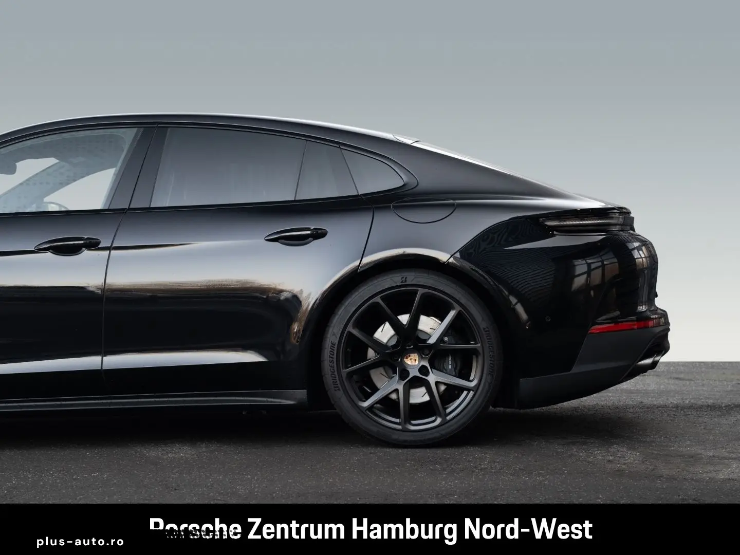 PORSCHE Panamera 4 E-Hybrid