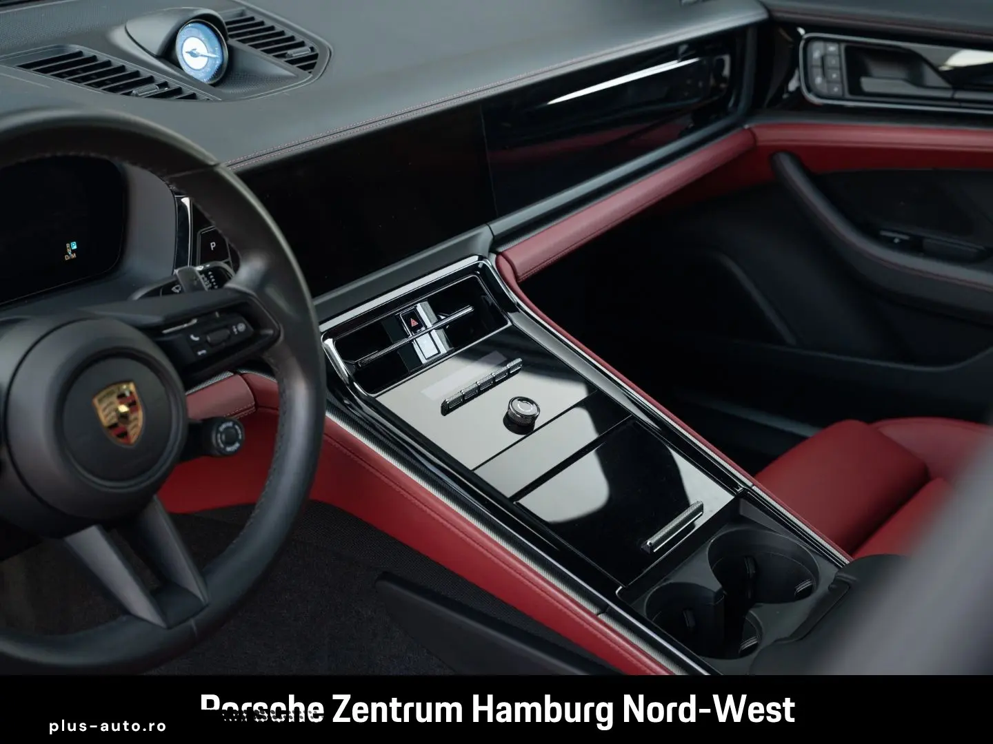 PORSCHE Panamera 4 E-Hybrid