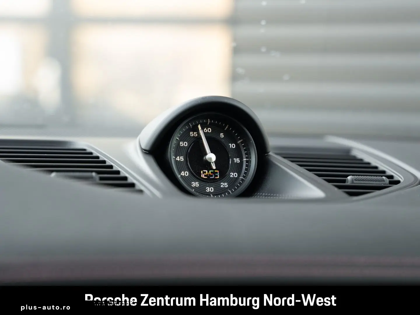 PORSCHE Panamera 4 E-Hybrid