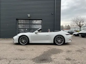 PORSCHE 992 -2 (911) Carrera Cabriolet Servo  Lift Sport