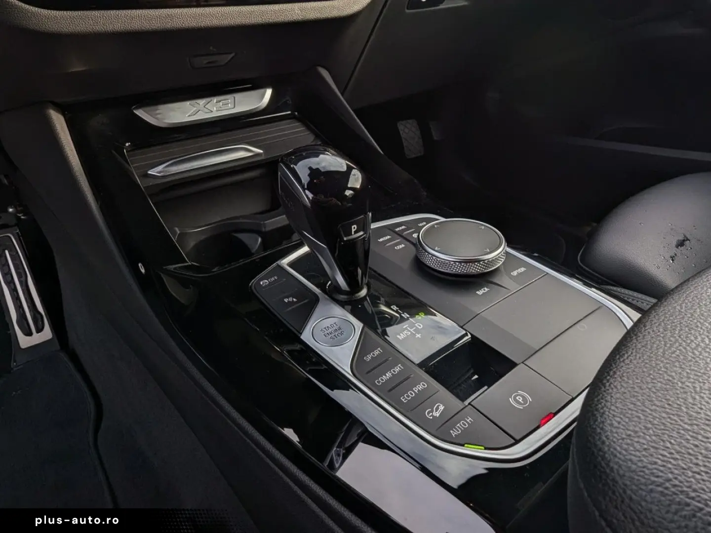 BMW X3 x30i M Sport LiveProf.Kamera PanoDach AHK 19