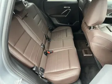 BMW X1 xDrive23i M SPORT LC PROF LEDER PANO HUD DAB