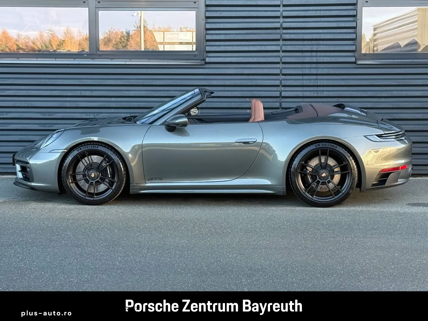 PORSCHE 992 911 Carrera 4 GTS Cabriolet MANUFAKTUR-LEDER