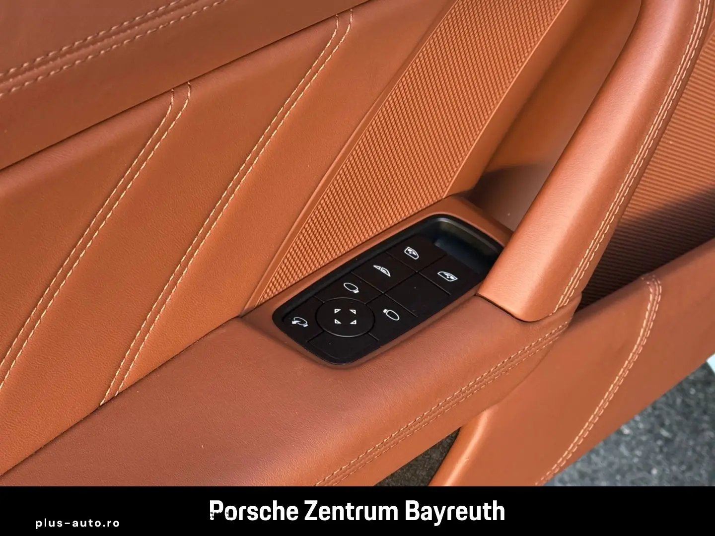 PORSCHE 992 911 Carrera 4 GTS Cabriolet MANUFAKTUR-LEDER