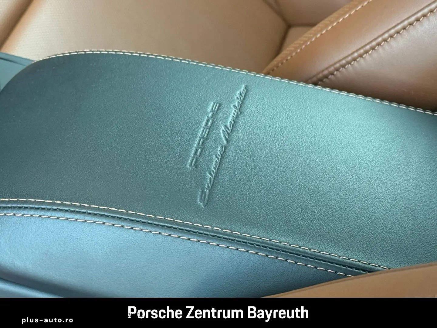 PORSCHE 992 911 Carrera 4 GTS Cabriolet MANUFAKTUR-LEDER