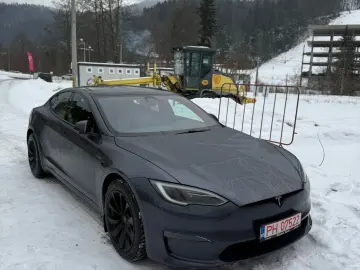 TESLA MODEL S PLAID -1020 CP