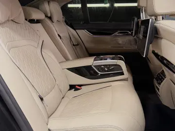 BMW Seria 7 750d xDrive