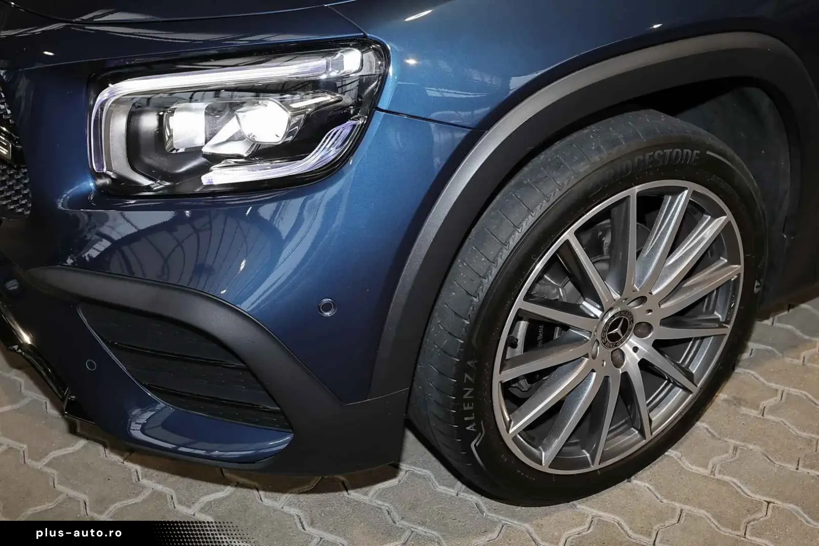 MERCEDES-BENZ GLB 220 AMG PANO KAMERA CARPLAY NIGHT PAKET 20