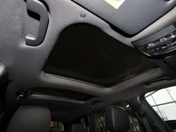 MERCEDES-BENZ GLB 220 AMG PANO KAMERA CARPLAY NIGHT PAKET 20