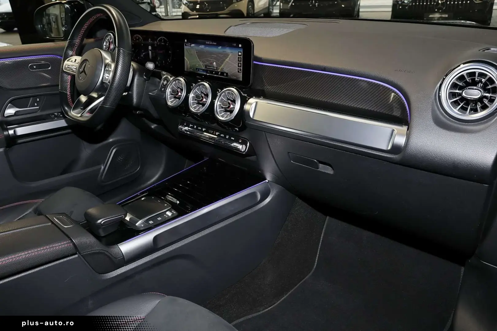 MERCEDES-BENZ GLB 220 AMG PANO KAMERA CARPLAY NIGHT PAKET 20