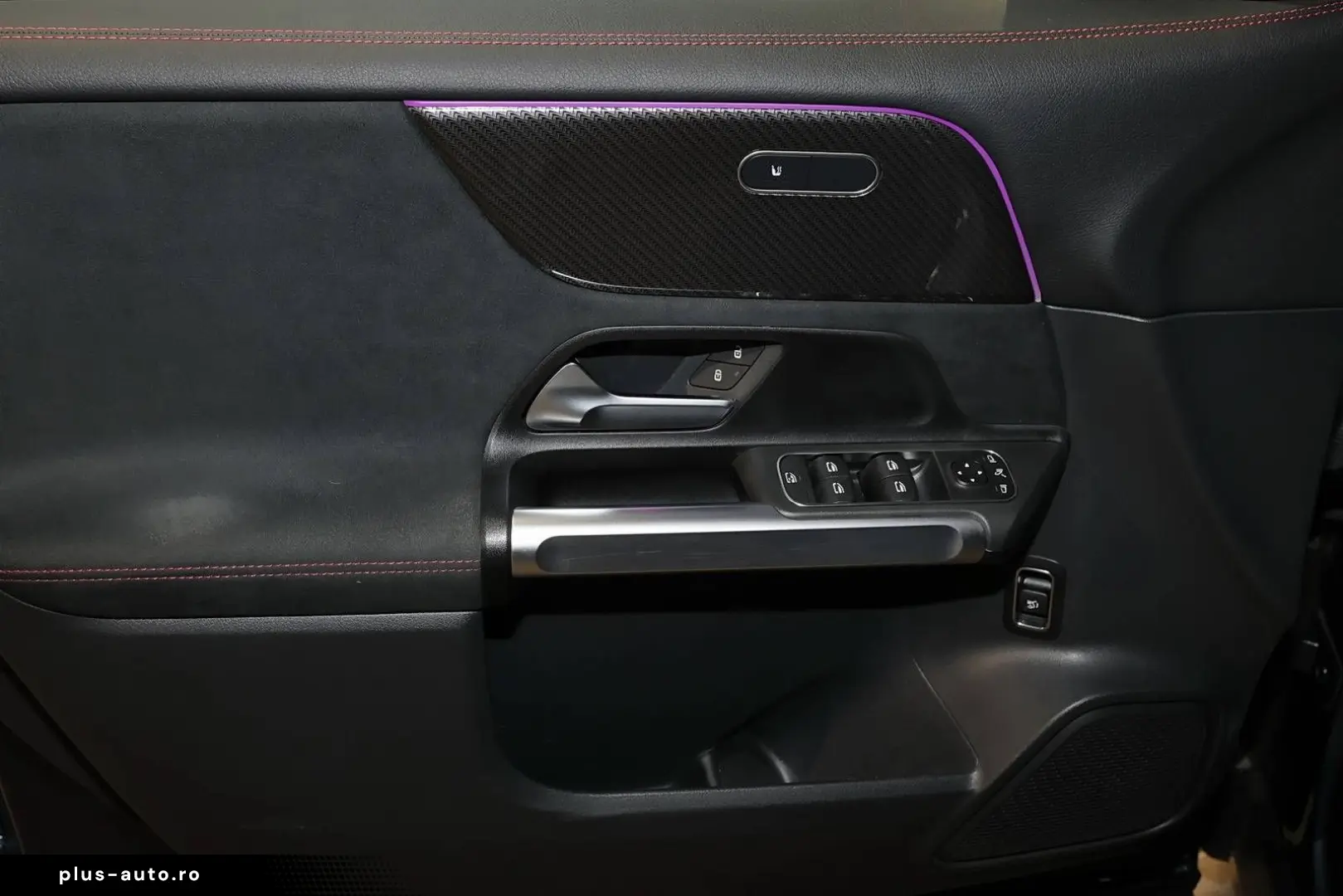 MERCEDES-BENZ GLB 220 AMG PANO KAMERA CARPLAY NIGHT PAKET 20