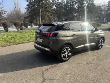 PEUGEOT 3008 1.2 Automat