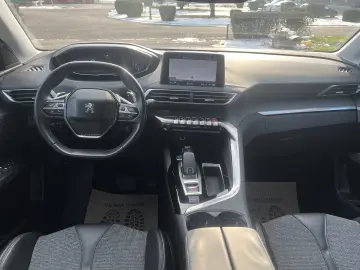 PEUGEOT 3008 1.2 Automat