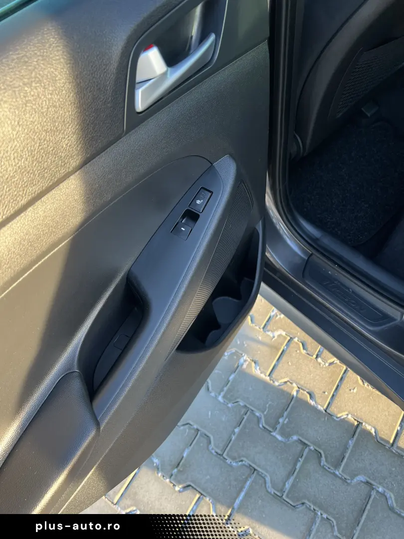 HYUNDAI TUCSON 1.7 CRDi Automat