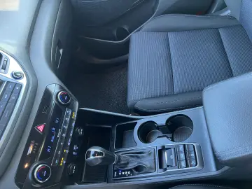 HYUNDAI TUCSON 1.7 CRDi Automat