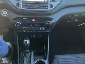 HYUNDAI TUCSON 1.7 CRDi Automat