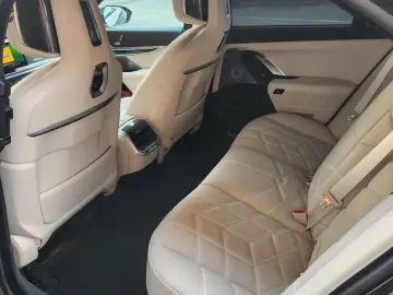 BMW 740 d xDrive M Sport