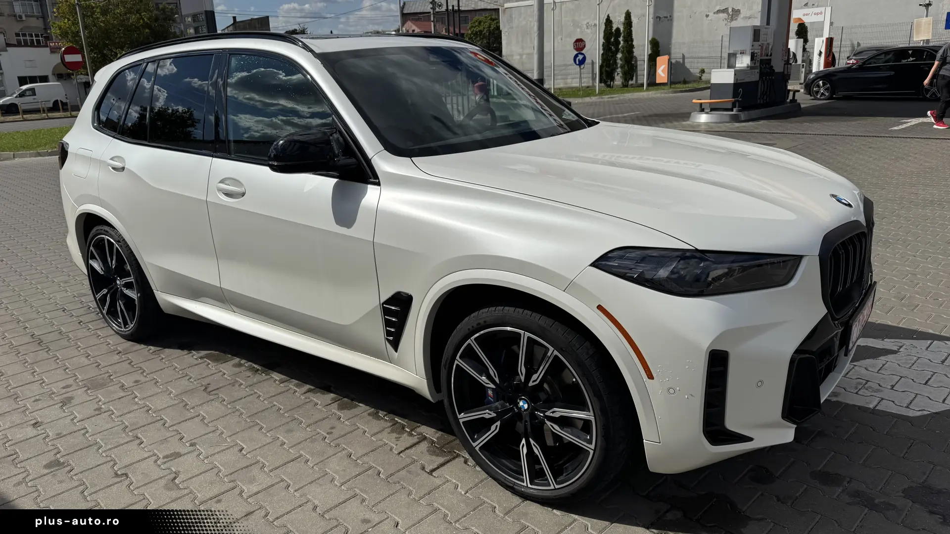 BMW X5 M60