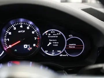 PORSCHE Cayenne GTS