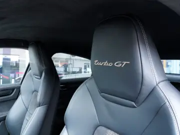 PORSCHE Cayenne Coupe Turbo GT