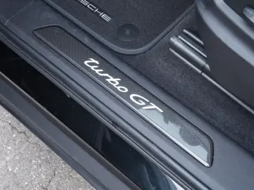 PORSCHE Cayenne Coupe Turbo GT