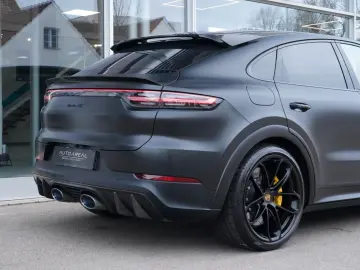PORSCHE Cayenne Coupe Turbo GT