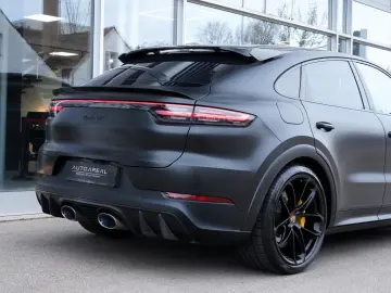 PORSCHE Cayenne Coupe Turbo GT