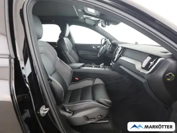 VOLVO XC60 T6 AWD Ultra Black Edition