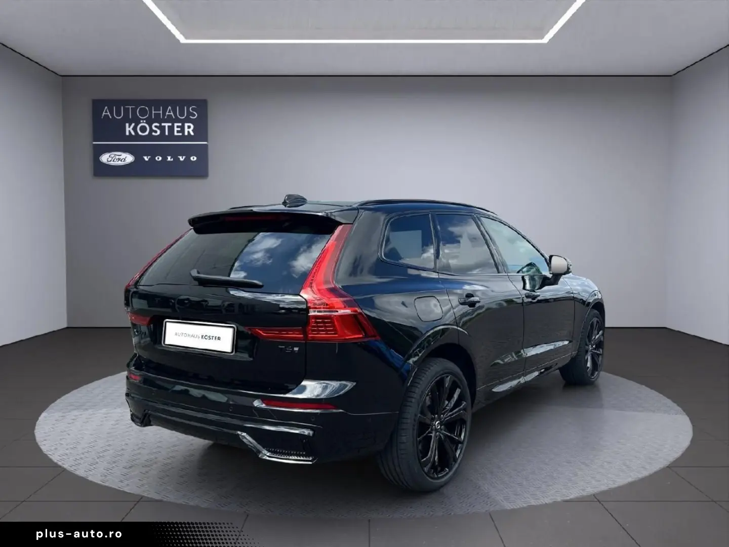 VOLVO XC60 Plus Black Edition T6 AWD